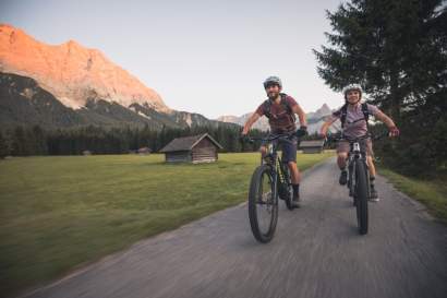 E-MTBcTZA_C._Jorda_220_kl-800px_c_Tiroler_Zugspitzarena.jpg